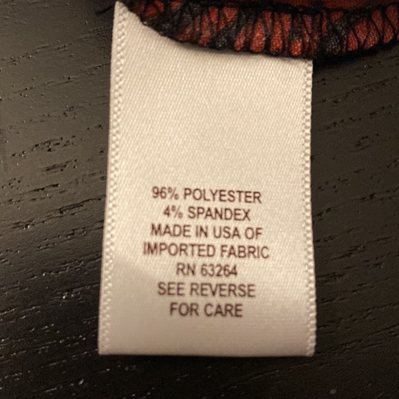 Dress Barn short sleeve blouse - Picture 4 of 4